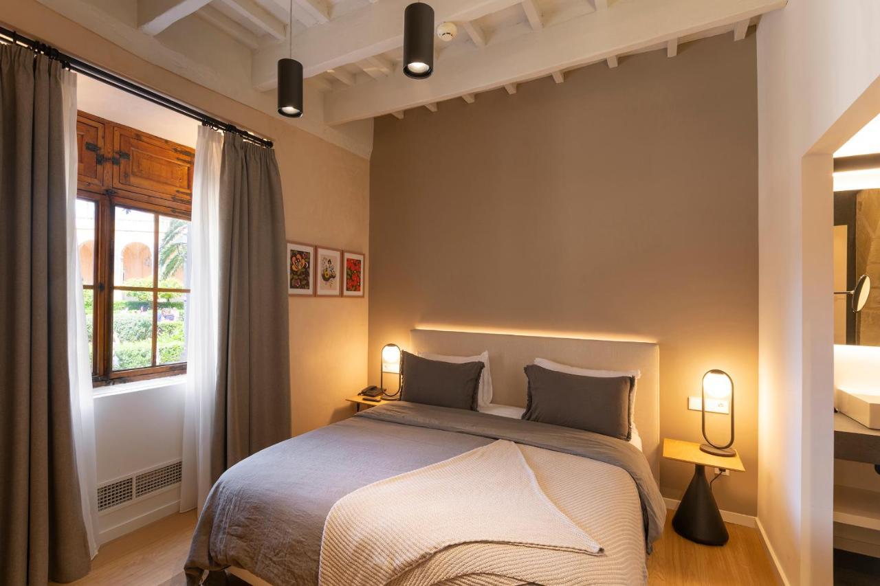Cirera Hotell